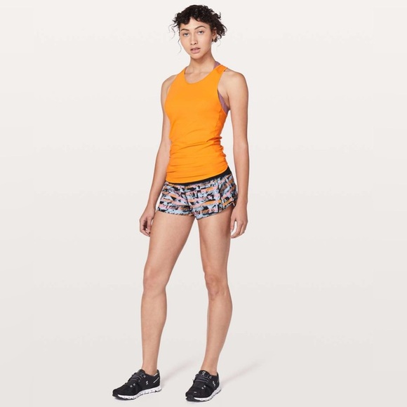 Lululemon Speed Up Short 2.5" in Inversion Multi / Black Size 8 - Picture 3 of 9